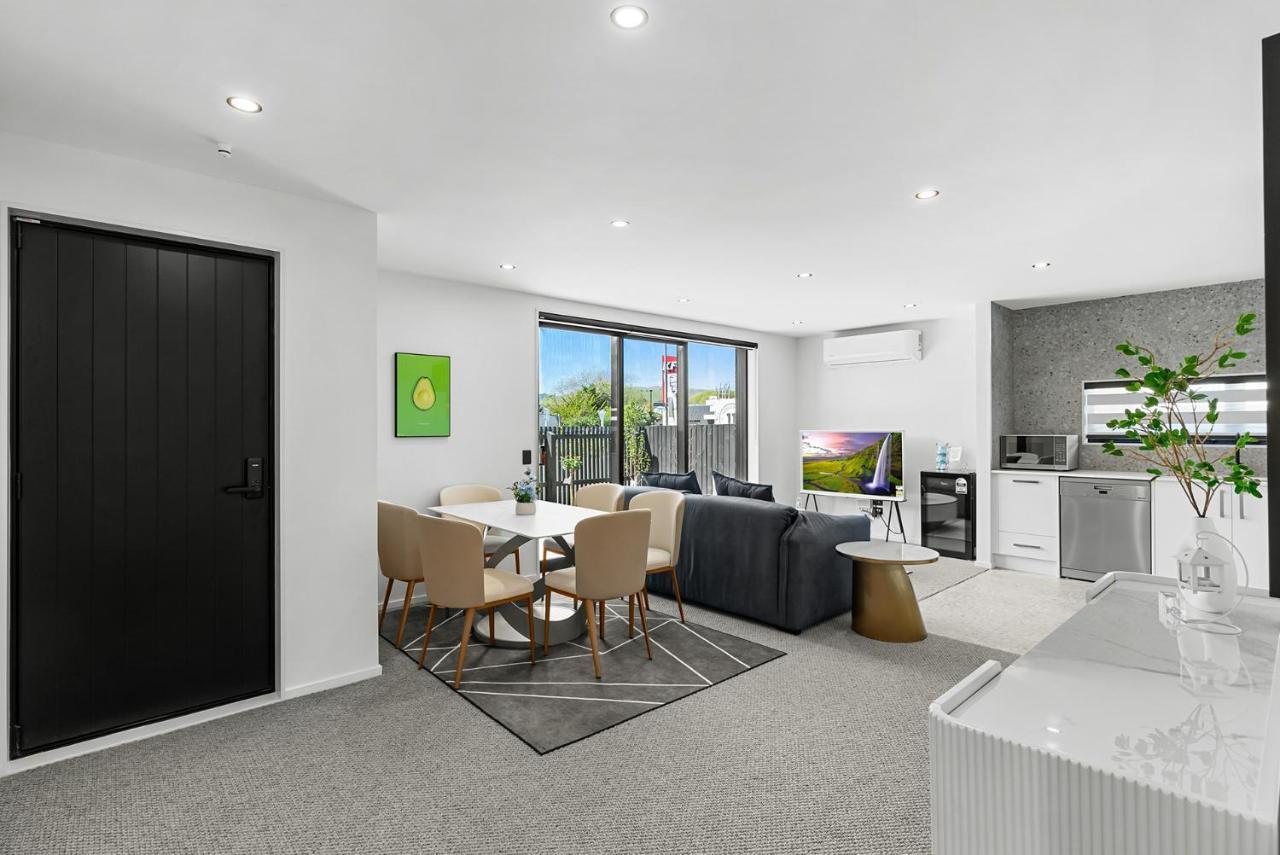 Cbd Contemporary Comfort Townhouse 2 Bed 2Bath ไครสต์เชิร์ช ภายนอก รูปภาพ